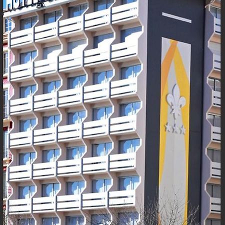 Hotel Lys De Marie ลูร์ด ภายนอก รูปภาพ
