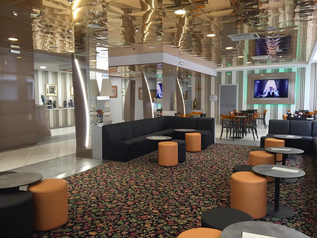 Hotel Lys De Marie ลูร์ด ภายนอก รูปภาพ